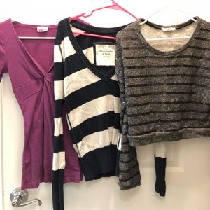 Long sleeve shirt bundle, size small